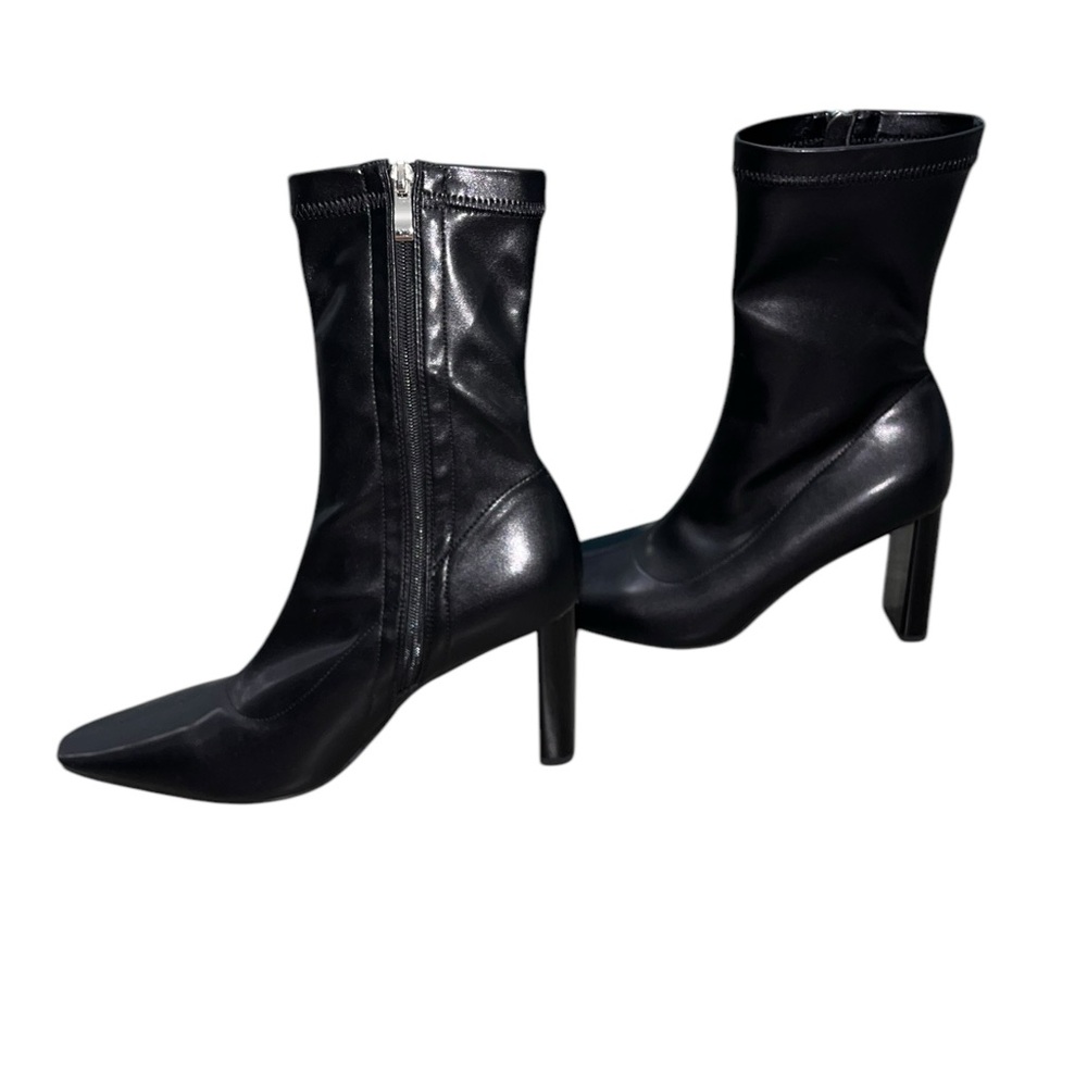 Taepusr Black Ankle Booties NWOB - Picture 6 of 11